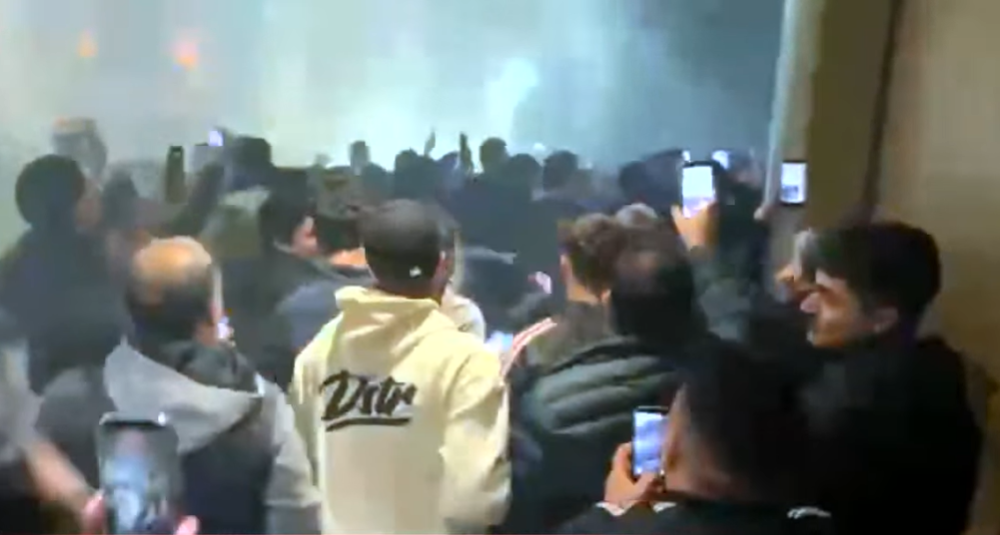 Φωτογραφίες: Χαμός στο ξενοδοχείο για τον Παναθηναϊκό μετά την κατάκτηση του Κυπέλλου Ελλάδας