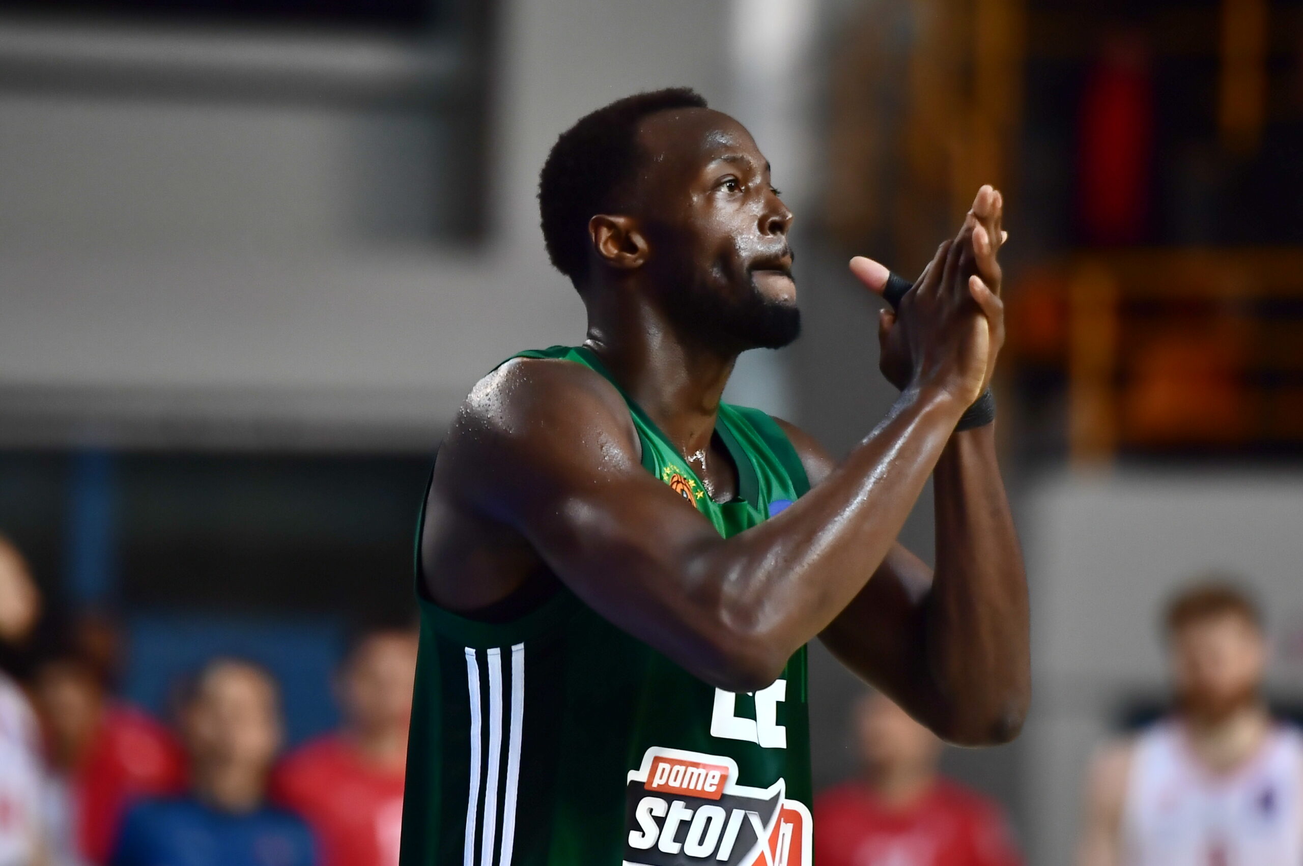 Φωτογραφία: Η χειρονομία-μήνυμα Γκραντ πριν τη λήξη του τελικού