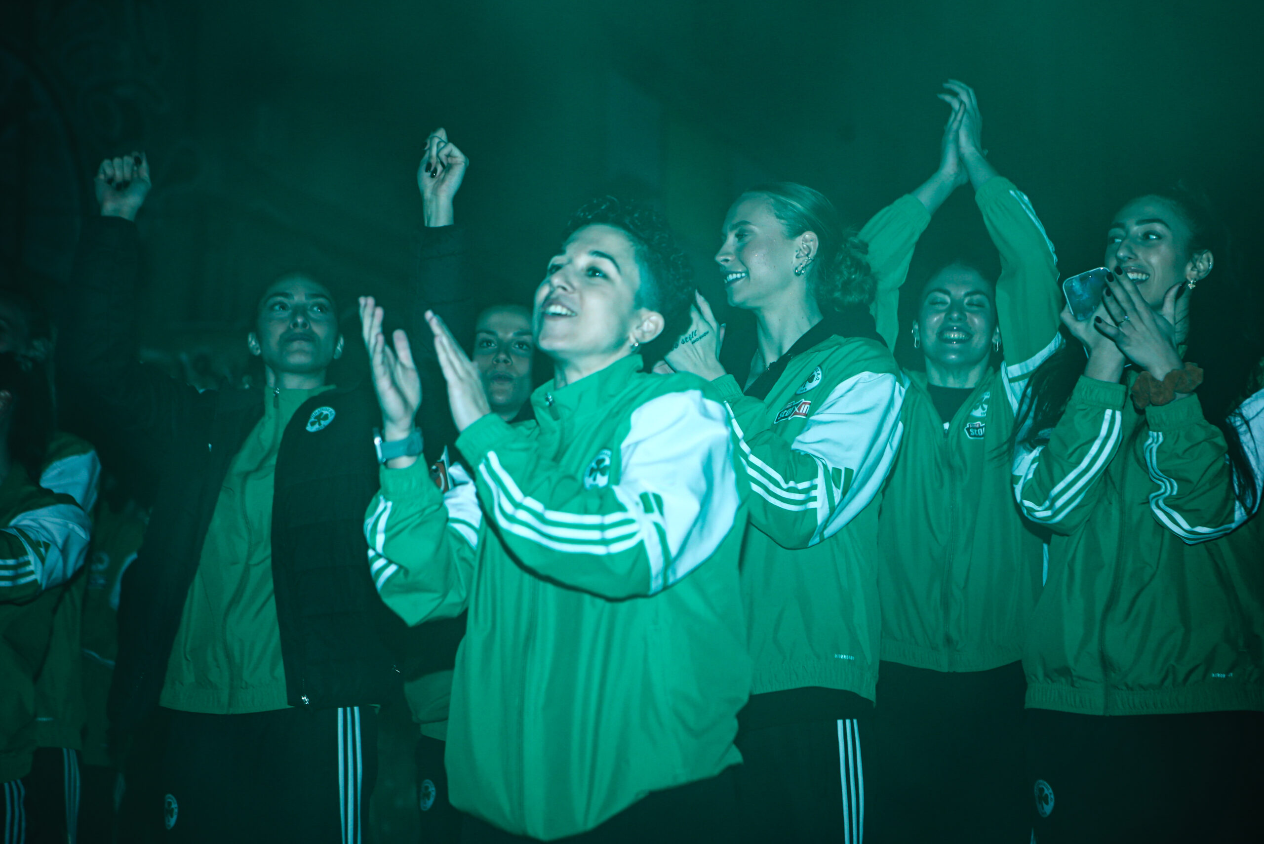 Φωτογραφίες: Πανικός στη Λεωφόρο, η υποδοχή του Παναθηναϊκού