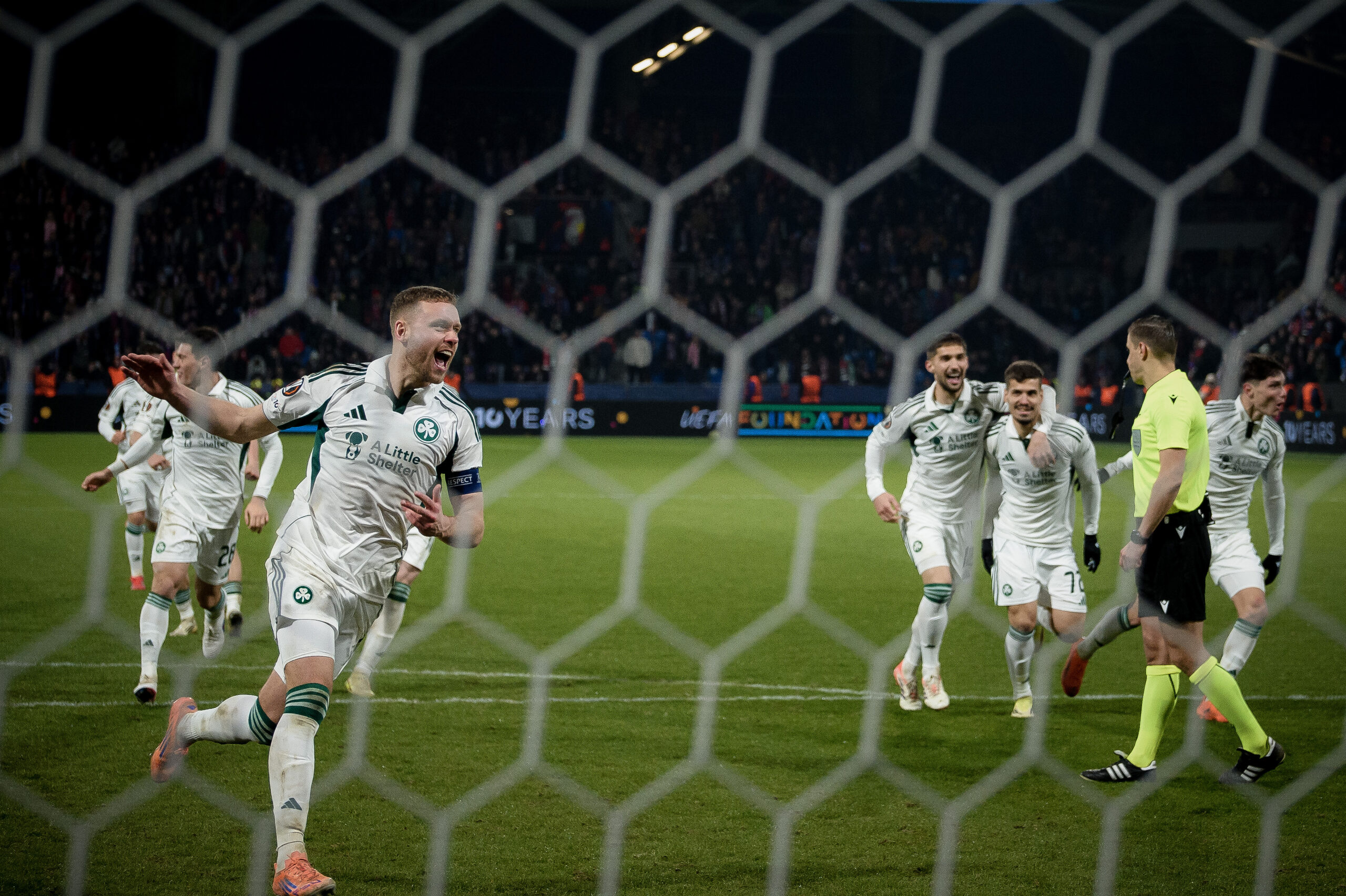 Ξέσπασαν οι παίκτες του Παναθηναϊκού: Έτσι πανηγύρισε το τριφύλλι την επική πρόκριση στους 16