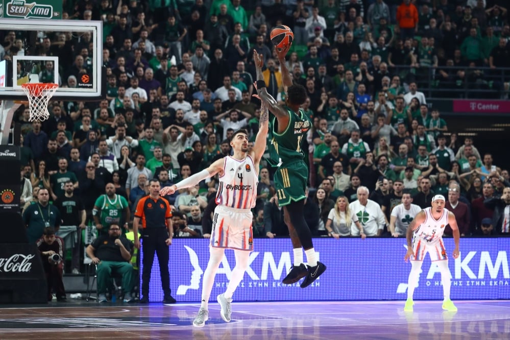 Χέιζ-Ντέιβις: «Μου έκανε φάουλ» – Η αντίδρασή του για την τελευταία επίθεση (pic)