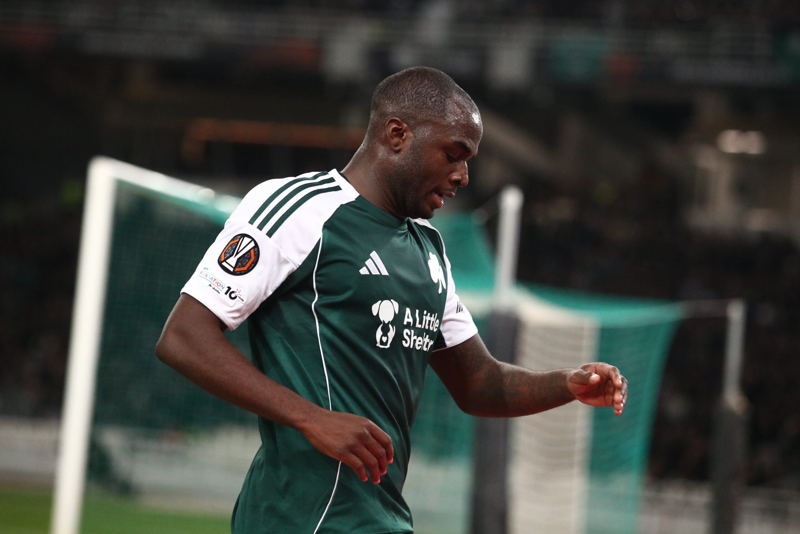 Μπενίτεθ στη συν. Τύπου: Η ατάκα για τη διαιτησία και το πέναλτι