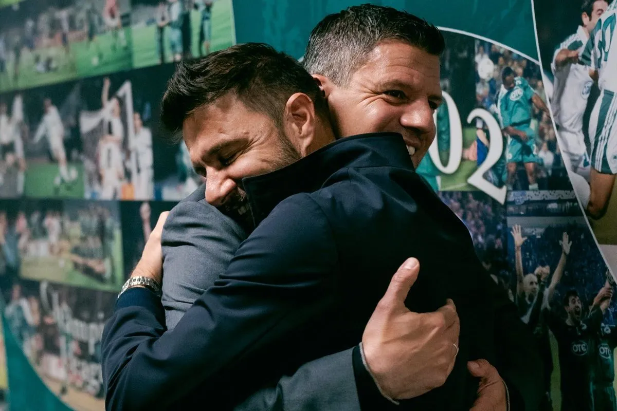 Παναθηναϊκός - Μπέτις: Η ιδιαίτερη στιγμή Φύσσα και Χοακίν στο ΟΑΚΑ