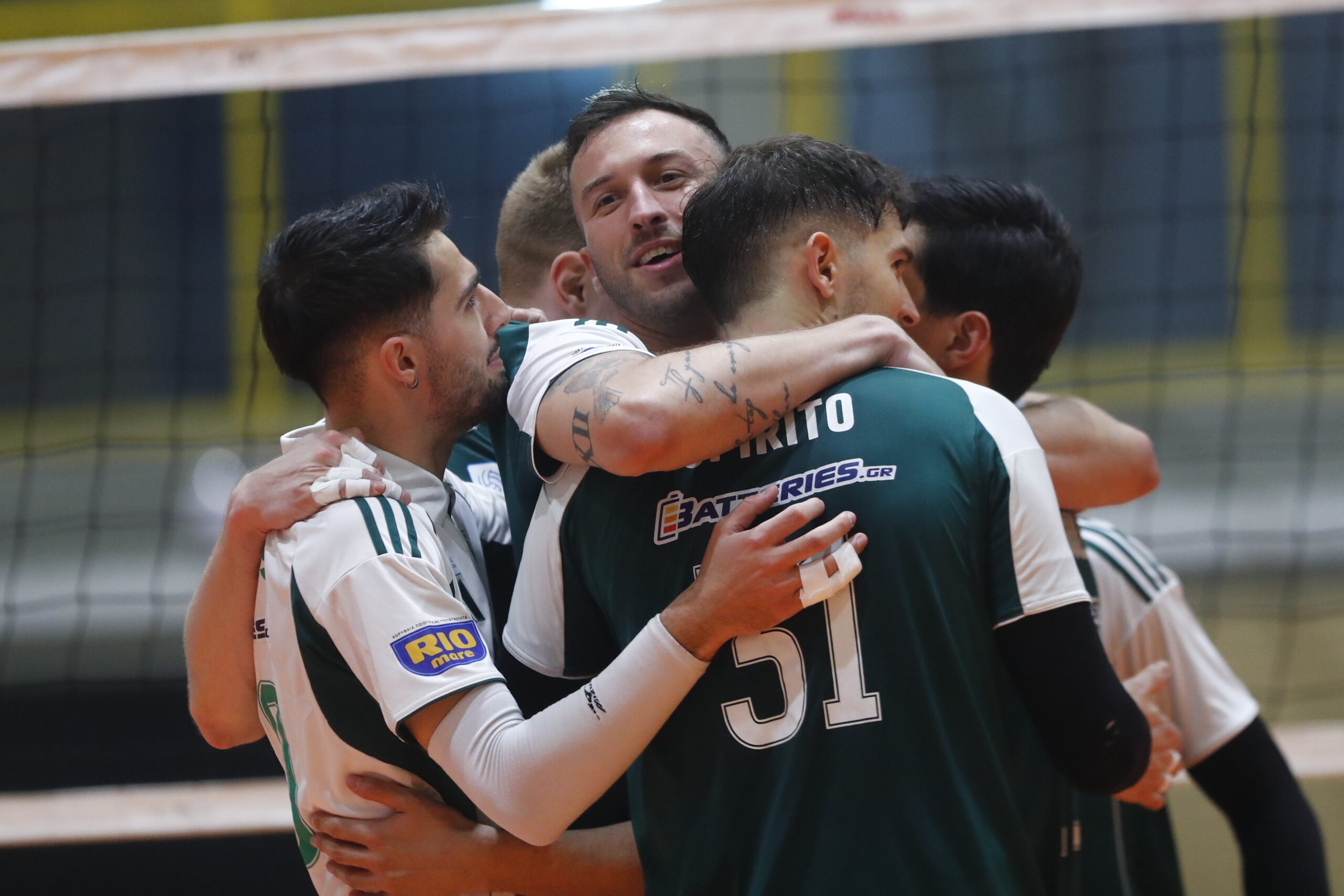 Παναθηναϊκός - Ολυμπιακός: Μπροστά ξανά οι πράσινοι με 2-1 σετ (vid)