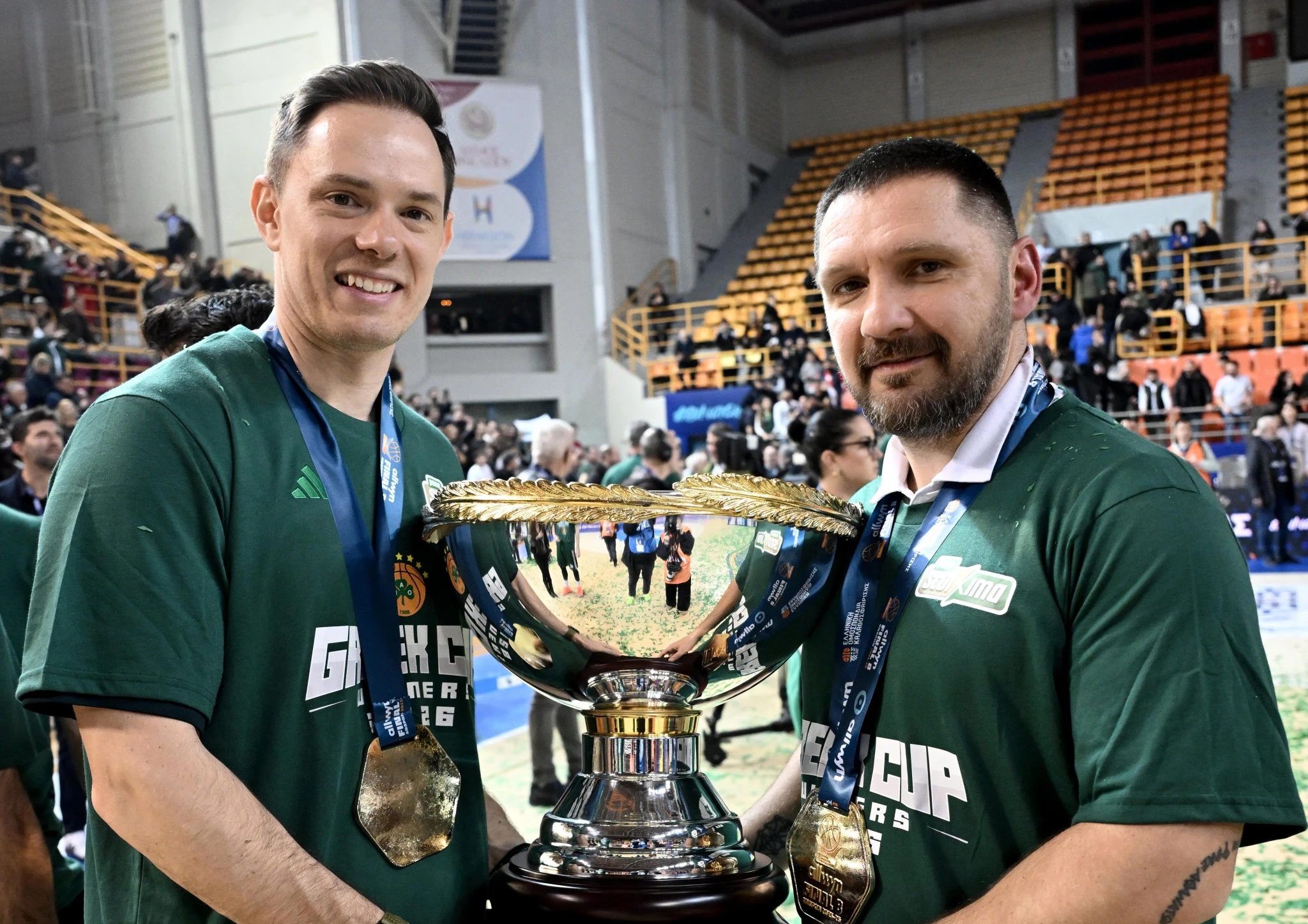 Παρασκήνιο με Λεσόρ: Τα δύο πρόσωπα πίσω από τη μεγάλη επιστροφή (pic)