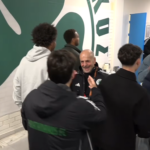 Βίντεο: Η θερμή στιγμή Αλαφούζου-Ταμπόρδα στα αποδυτήρια μετά τη Μπέτις