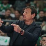 Ξέσπασμα Αταμάν: «Παίζετε απαίσια - Σας αποδοκιμάζουν!»