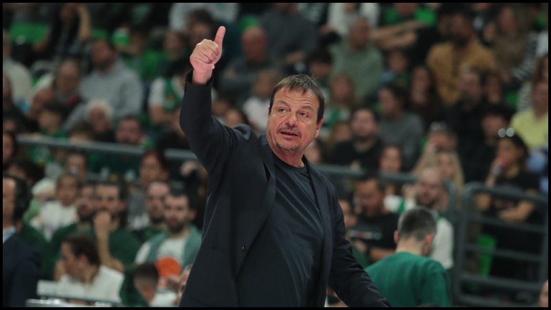 Τα έχωσε στον Χολμς ο Αταμάν: «Κοιμόταν στο glass floor»