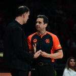 «Παράσταση» για όσκαρ στο ΣΕΦ: Μία βολή στο ημίχρονο η Φενέρ, 48-46 το σκορ!