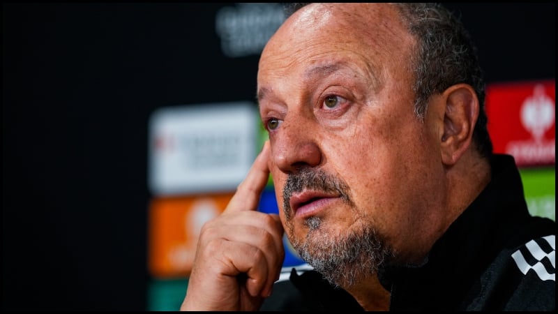 Μπενίτεθ, εσύ σούπερ σταρ: «Πάνω του» οι Ισπανοί μετά τη συνέντευξη Τύπου