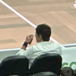 Παναθηναϊκός - Ερυθρός Αστέρας: Κατέβηκε στα court seats ο Γιαννακόπουλος