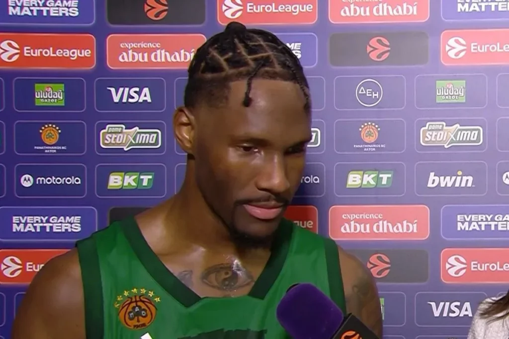 Χέιζ-Ντέιβις: Η αναφορά στον Γιασικεβίτσιους μετά το παιχνίδι με τον Ερυθρό Αστέρα