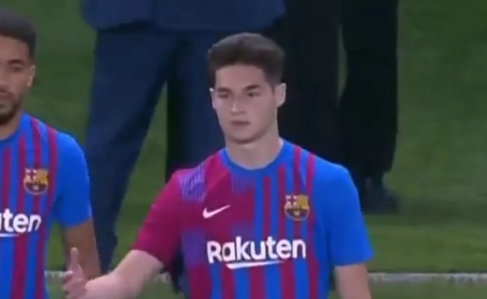 «Αυτός ο στόπερ είναι στη λίστα Μπενίτεθ για τον Παναθηναϊκό - Θέλει και δεύτερο»