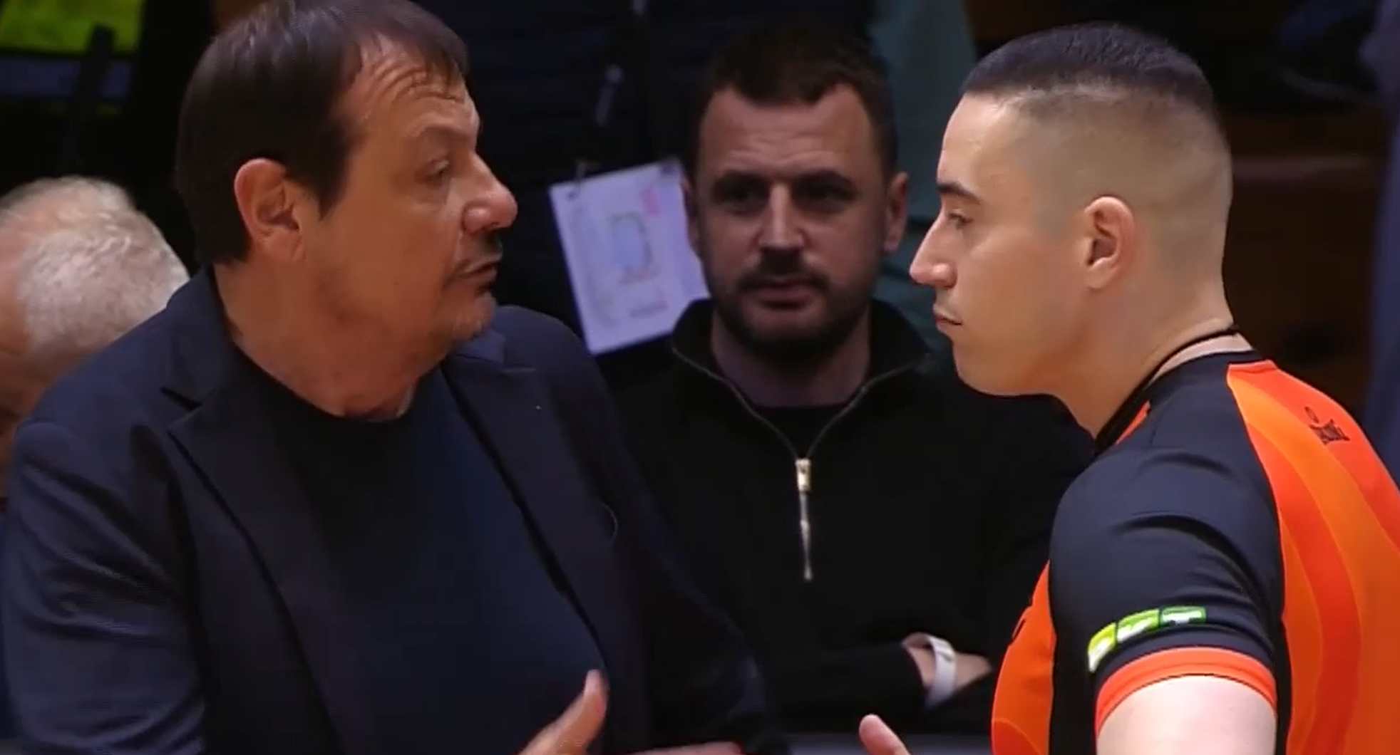 Ντουμπάι BC - Παναθηναϊκός: Διαμαρτυρίες Αταμάν σε Ντιφαλά και τεχνική ποινή (vid)