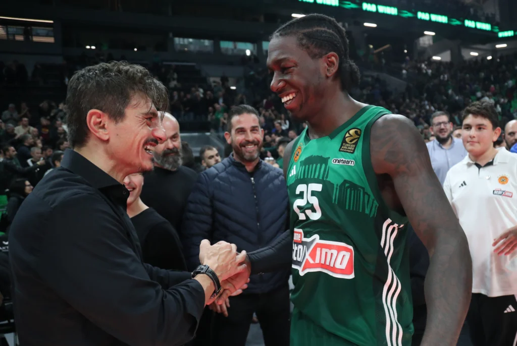 Γιαννακόπουλος: Η επική ατάκα για το «ξύλο» που τρώει ο Ναν!