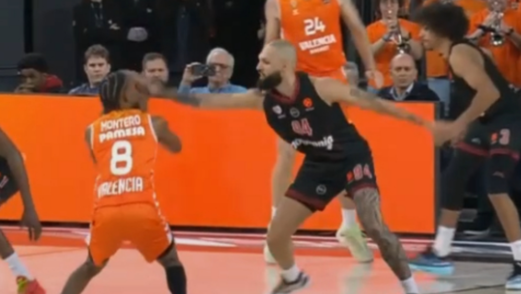 Αναλυτής διαιτησίας: «Ορθή η απόφαση για το φάουλ του Φουρνιέ»