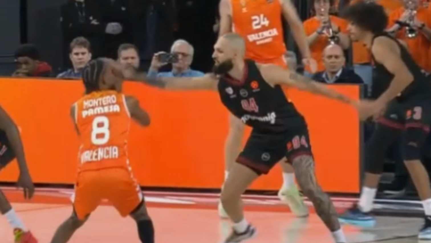 Αναλυτής διαιτησίας: «Ορθή η απόφαση για το φάουλ του Φουρνιέ»