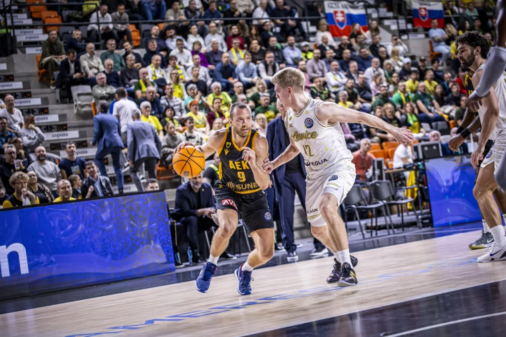 Τίμπεργουλβς – Πίστονς με πίστη στη δύναμη ρακέτας του Ντιτρόιτ