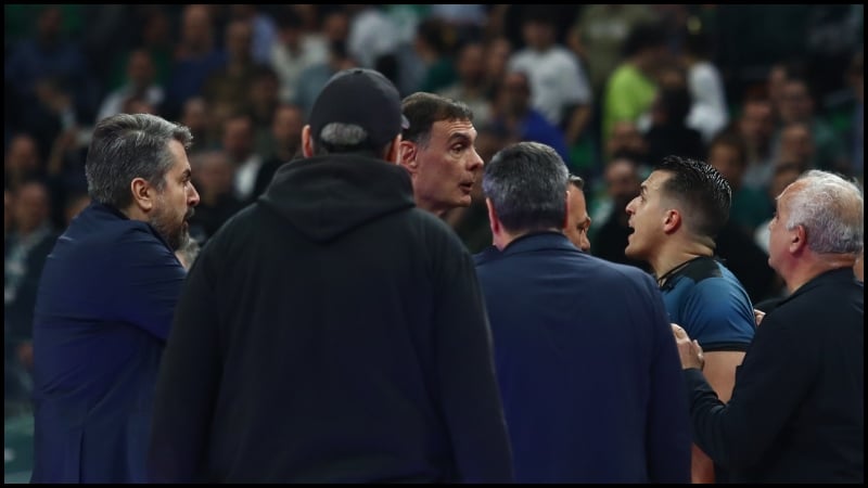 Ανακοίνωση ΚΑΕ Ολυμπιακός: «Εμετικά συνθήματα - Να δούμε πόσα γράφτηκαν στο φύλλο αγώνος»