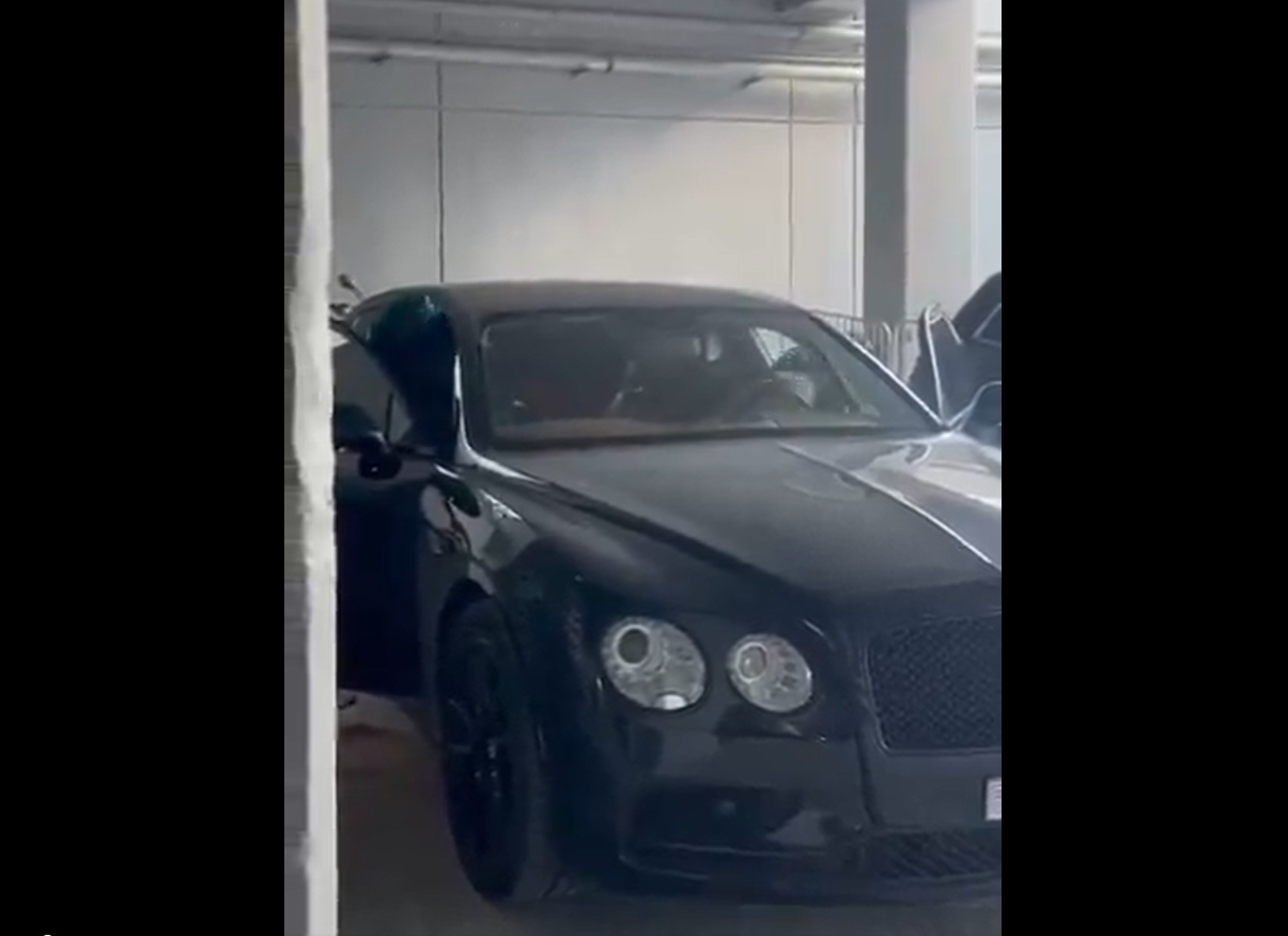 Το επιβλητικό αυτοκίνητο με το οποίο έφτασε στο ΟΑΚΑ ο Λεσόρ!