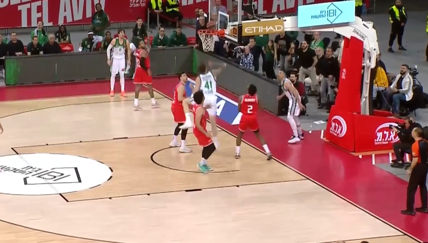 Χάποελ - Παναθηναϊκός: Πρόλαβε το χρονόμετρο ο Χουάντσο στη λήξη του ημιχρόνου (vid)