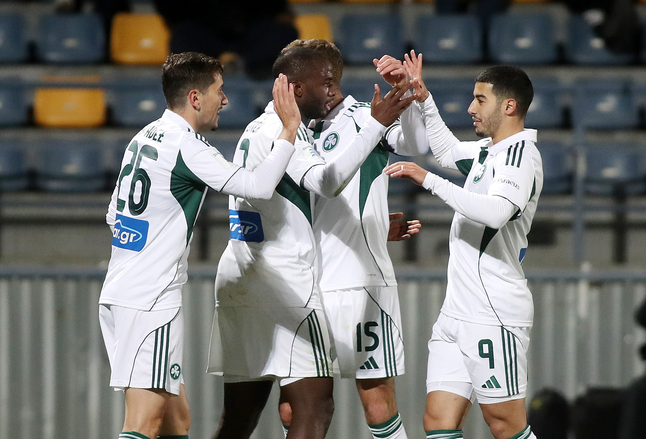 Κυνήγι της 3ης θέσης με την αρχή να γίνεται στη Τούμπα!