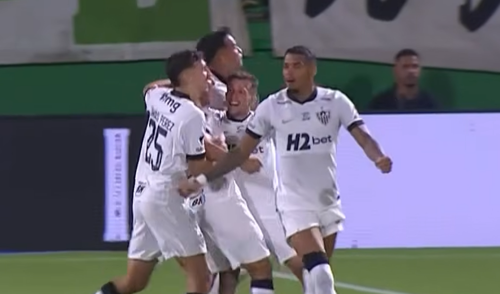 Ο Μπερνάρ πέτυχε γκολ στη Βραζιλία κόντρα στην Τσαπεκοένσε (vid)