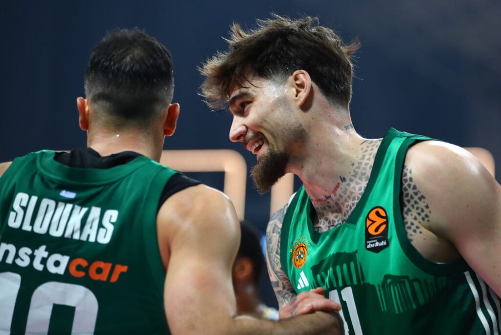 Για το απόλυτο στην Ισπανία η τριφυλλάρα!