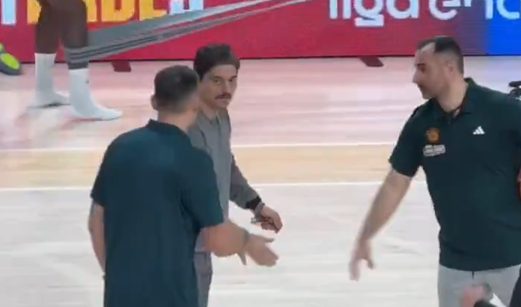 Στο «Παλάου Μπλαουγκράνα» ο Δημήτρης Γιαννακόπουλος (vid)