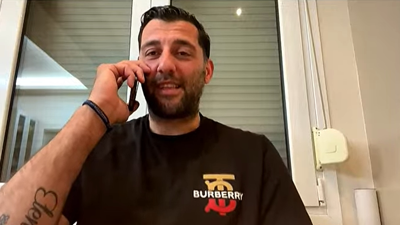 Μπουρούσης: «Ο Ολυμπιακός παίζει πιο συγκεντρωμένα - Ανησυχούσα για τον Παναθηναϊκό» (vid)