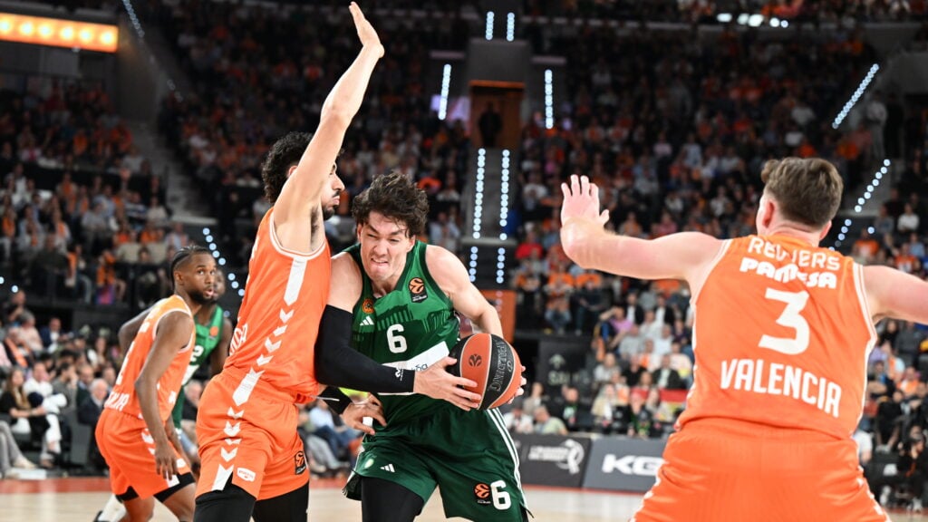 Πρόβληψη του ΑΙ για το Βαλένθια-Παναθηναϊκός, το συνολικό σκορ για τη σειρά