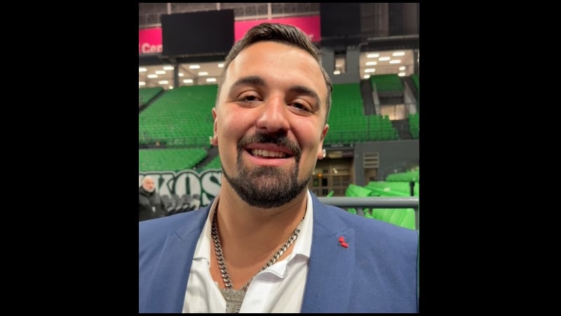 Στο T-Center ο Gio Καραντώνης: «Πρωτάθλημα στο ποδόσφαιρο ο Ηρακλής» (vid)