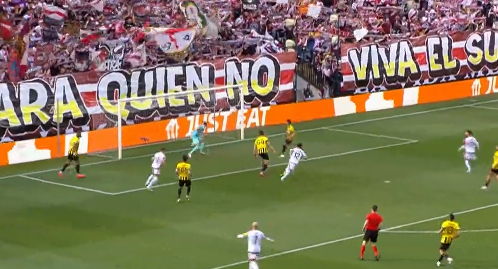 To «έφαγε» από τα αποδυτήρια η ΑΕΚ στην Ισπανία! (vid)