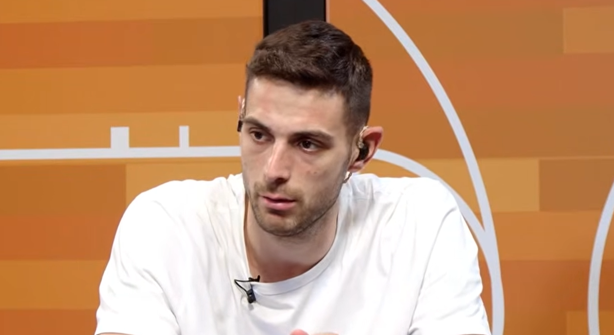 Παπαπέτρου: «Αποτυχία Παναθηναϊκού με διπλάσιο μπάτζετ να παίζει με επτά παίκτες» (vid)