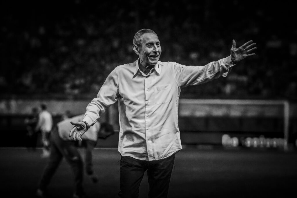 Ο Γιώργος Γονιός κηδεύτηκε με τη σημαία του Παναθηναϊκού