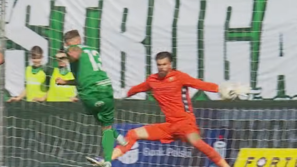 Πολωνία: Ο Ντραγκόφσκι έκανε την απόκρουση της χρονιάς - Αυτογκόλ ο Δώνης (vid)