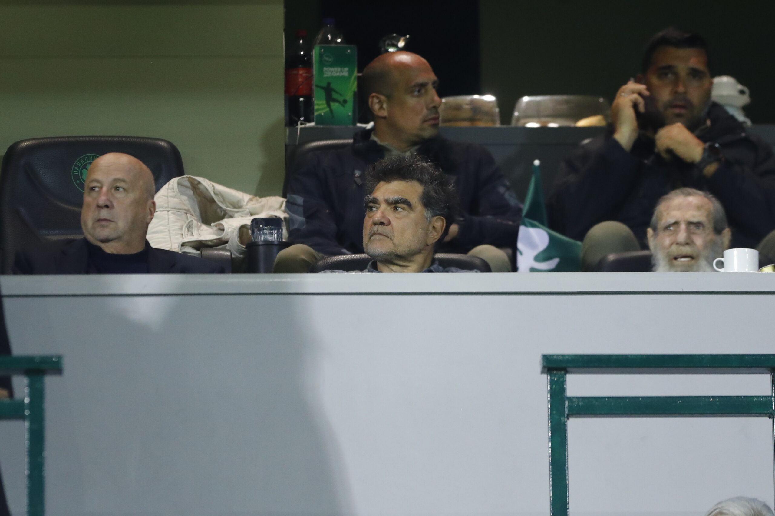 Φωτογραφίες: Ο Γιάννης Βαρδινογιάννης στη Λεωφόρο