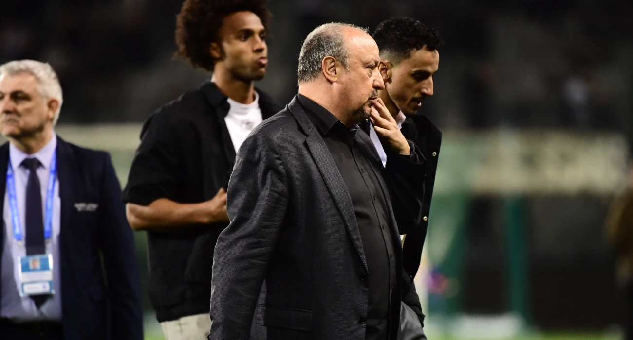 Ράφα Μπενίτεθ: Οι τοποθετήσεις που βαραίνουν περισσότερο το κλίμα