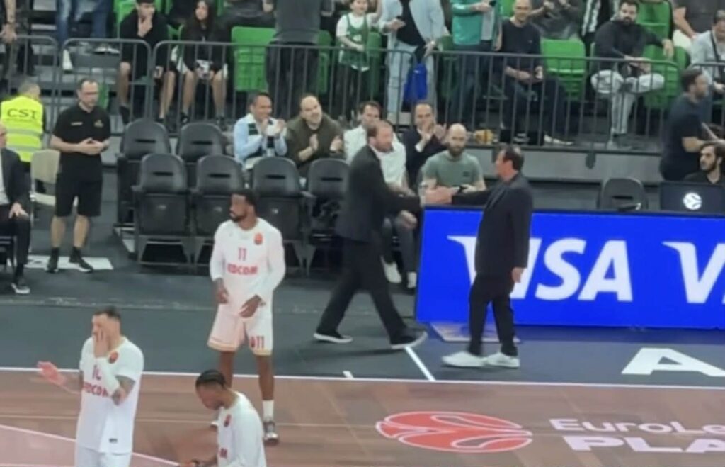 Παναθηναϊκός - Μονακό: Χειροκροτήματα για Αταμάν - Η χειραψία με Μαρκοϊσβίλι (vid)