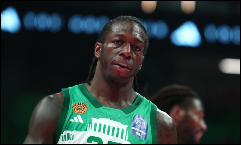 Ο Κέντρικ Ναν ενθουσιάστηκε με το live της Πέγκυς Ζήνα στην Πάτρα (pic)