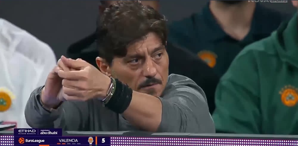 Βαλένθια - Παναθηναϊκός: Στη Roig Arena ο Δημήτρης Γιαννακόπουλος (pics)