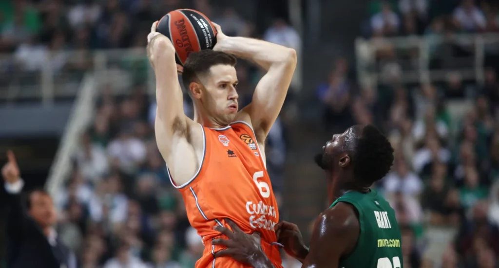 Η μοναδική απουσία της Βαλένθια στο Game 2 με τον Παναθηναϊκό