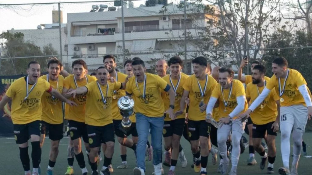 Από τον Παναθηναϊκό στον τίτλο ως προπονητής και τώρα… στιχουργός! (vid)