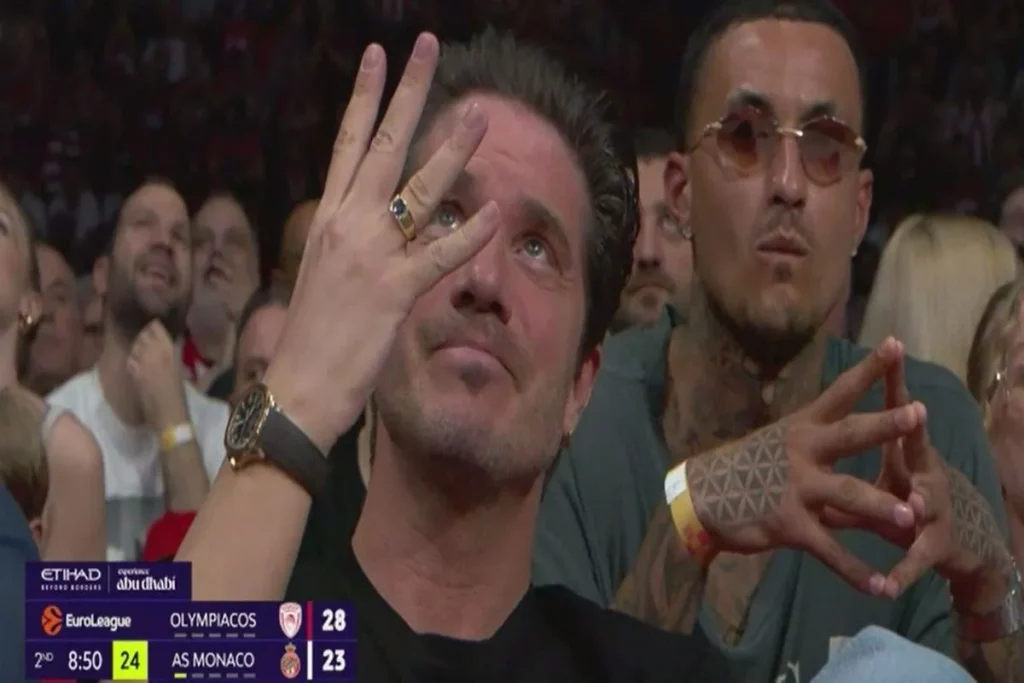 Οικονομόπουλος: Έδειξε ξανά το «4» στο Ολυμπιακός – Μονακό