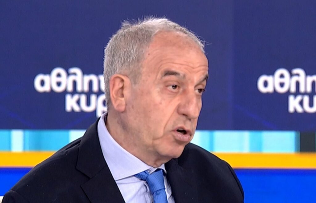 Πανούτσος: «Θα κρατούσα τον Μπενίτεθ» – Η... καυτή ατάκα για Παντελίδη και Πελίστρι