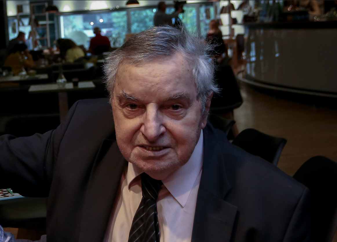 Καμάρας: «Θα ζητήσω από τον Παναθηναϊκό να μου δώσει πέτρες της Λεωφόρου»