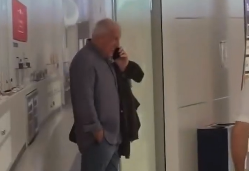 Βίντεο: Στο αεροδρόμιο ο Ομπράντοβιτς για Αθήνα (vid)