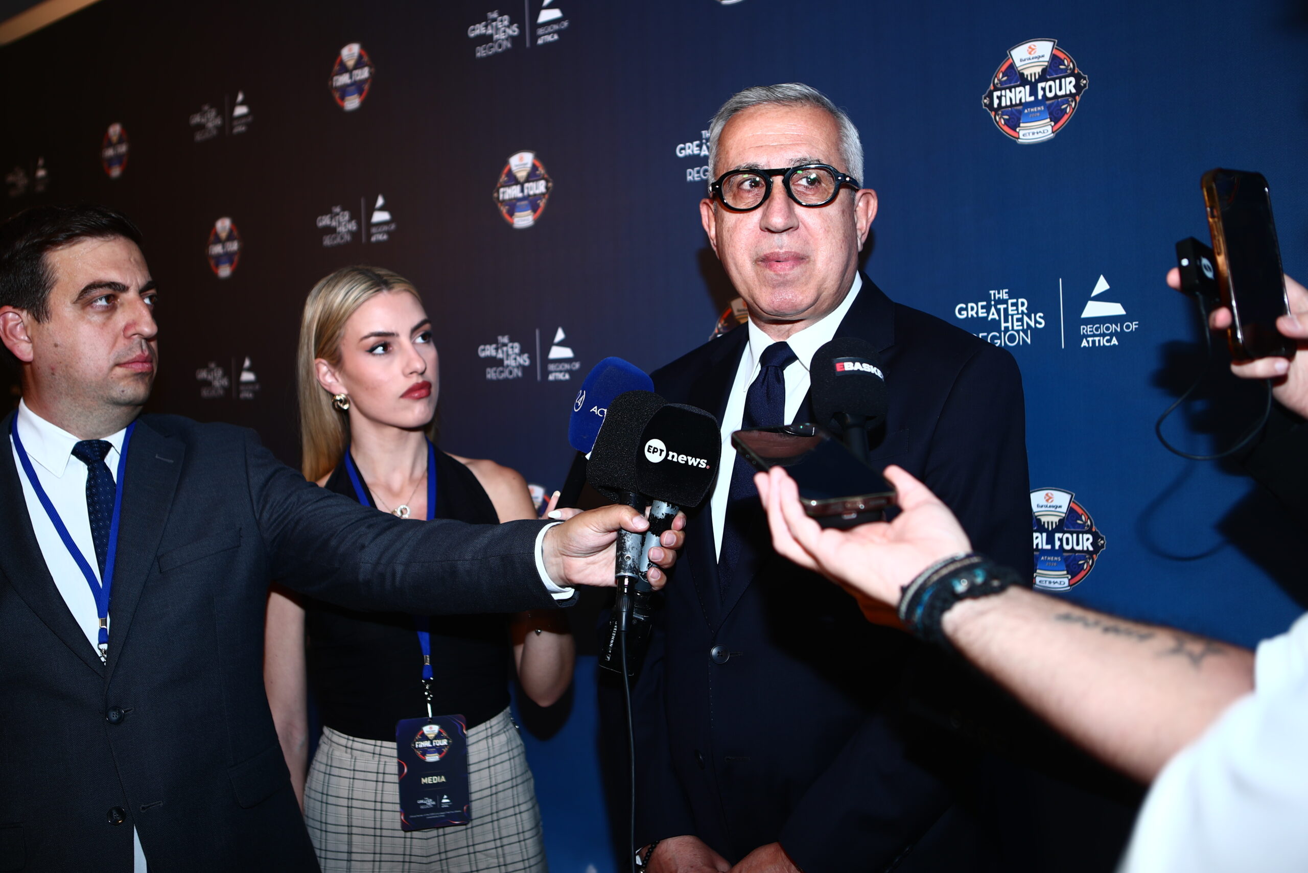 Ευρωλίγκα: Στο VIP Gala Dinner ο Παρθενόπουλος με τους Αγγελόπουλους (pics)