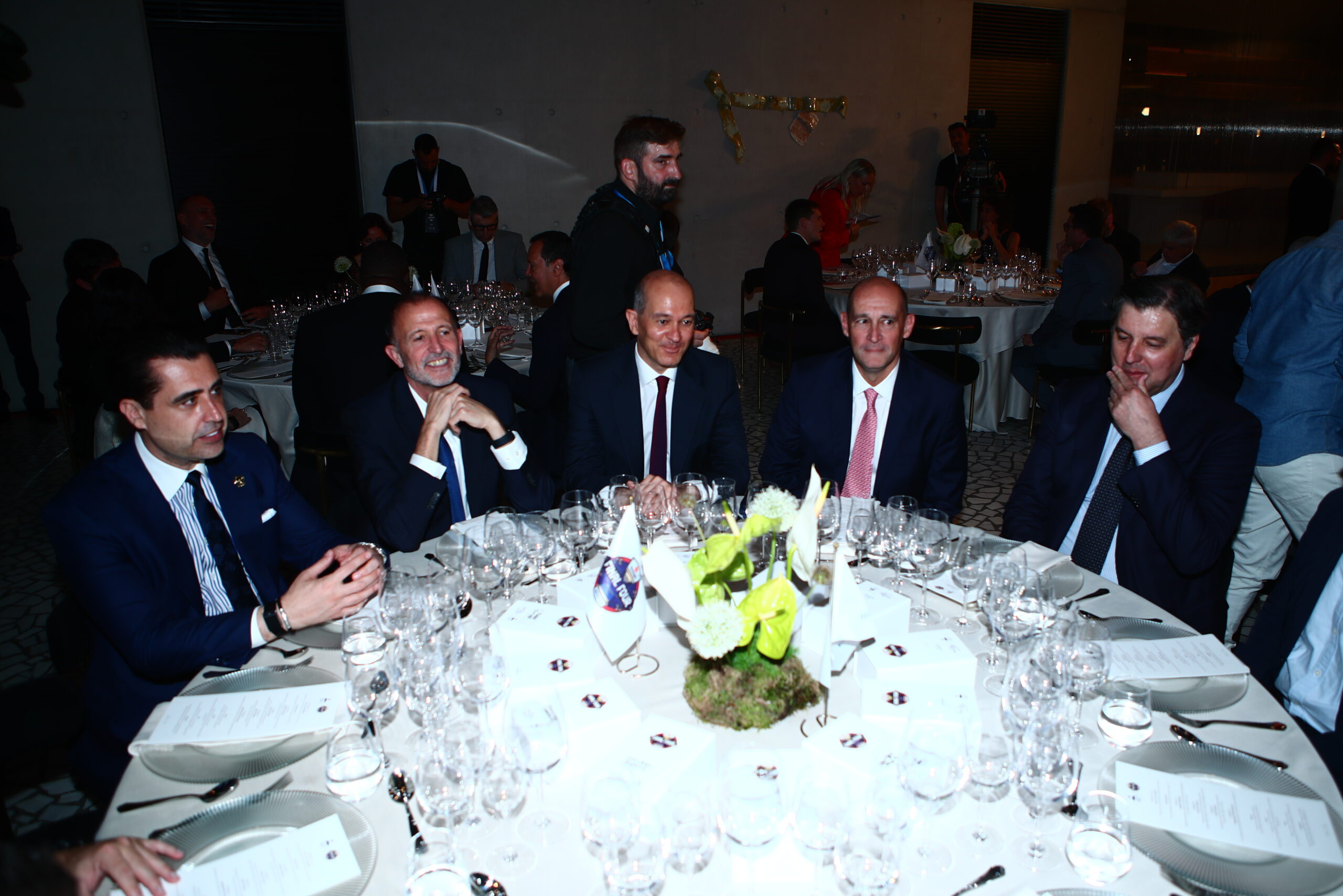 Ευρωλίγκα: Στο VIP Gala Dinner ο Παρθενόπουλος με τους Αγγελόπουλους (pics)
