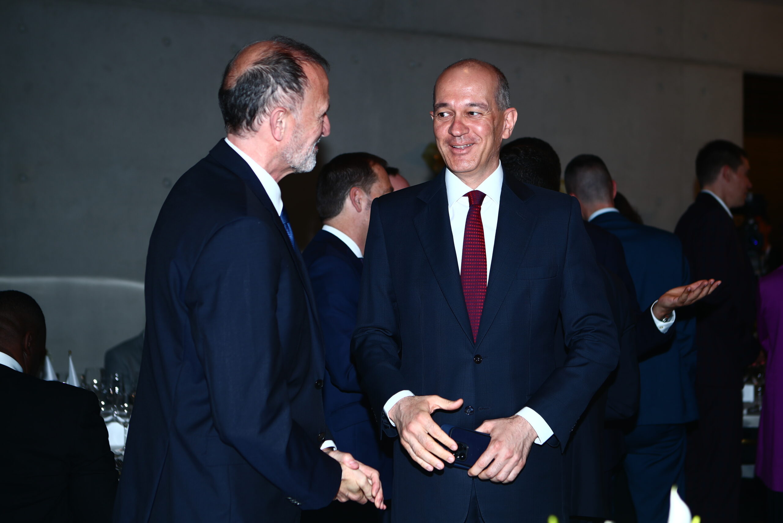 Ευρωλίγκα: Στο VIP Gala Dinner ο Παρθενόπουλος με τους Αγγελόπουλους (pics)